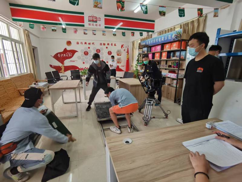 追星女孩心理学分析报告：米林县广告片拍摄公司揭秘饭圈应援式传播逻辑