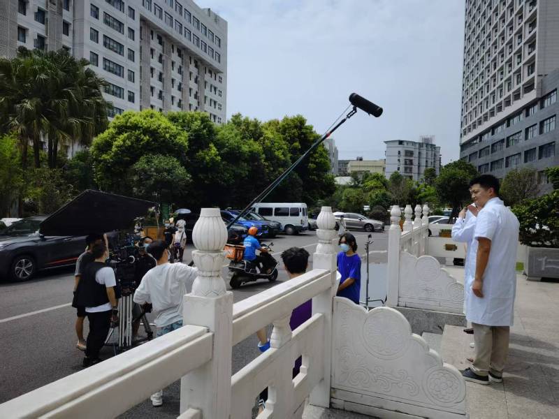 米林县广告片拍摄公司低成本实现高规格制作的诀窍